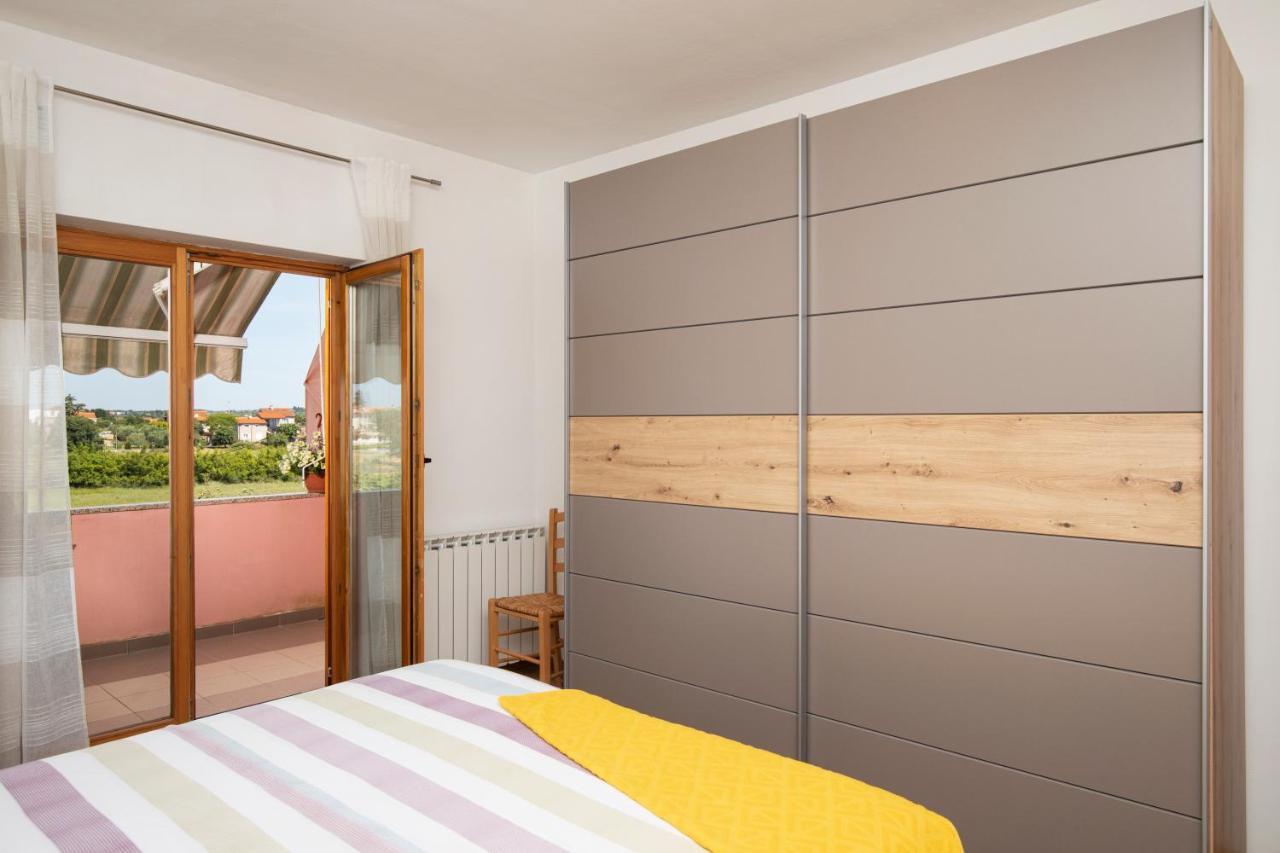 Sunny Apartment Valbandon Fažana Exterior foto