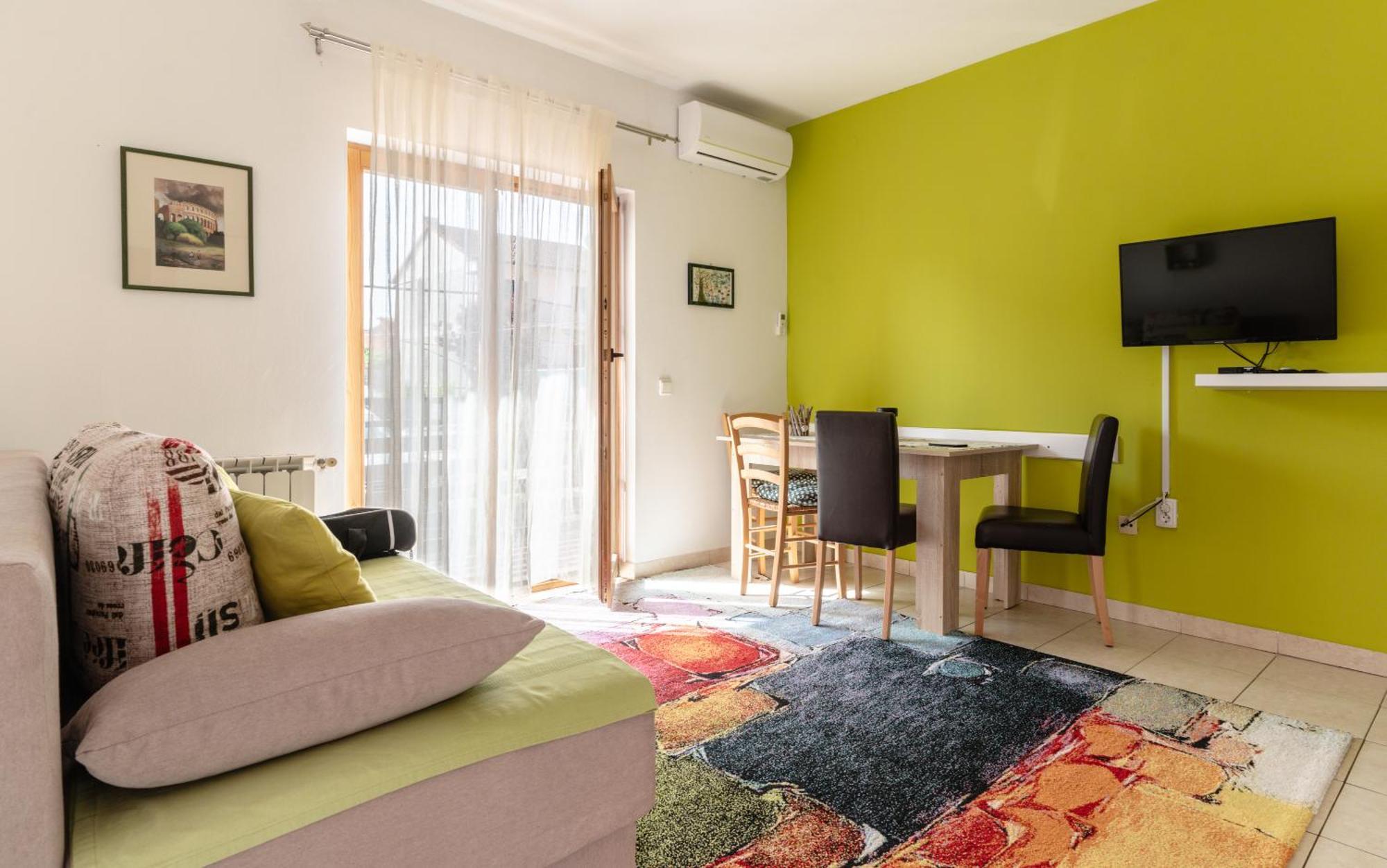 Sunny Apartment Valbandon Fažana Exterior foto