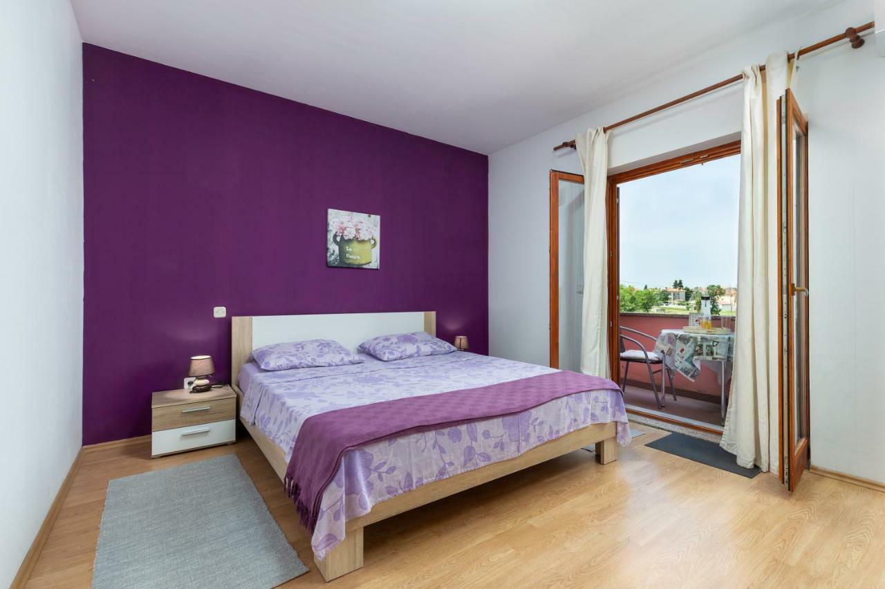 Sunny Apartment Valbandon Fažana Exterior foto